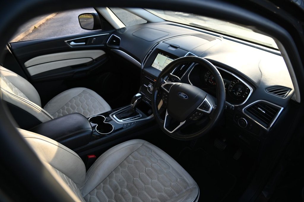 Used Ford S-Max 2017 for sale - 76923180: Photo 3