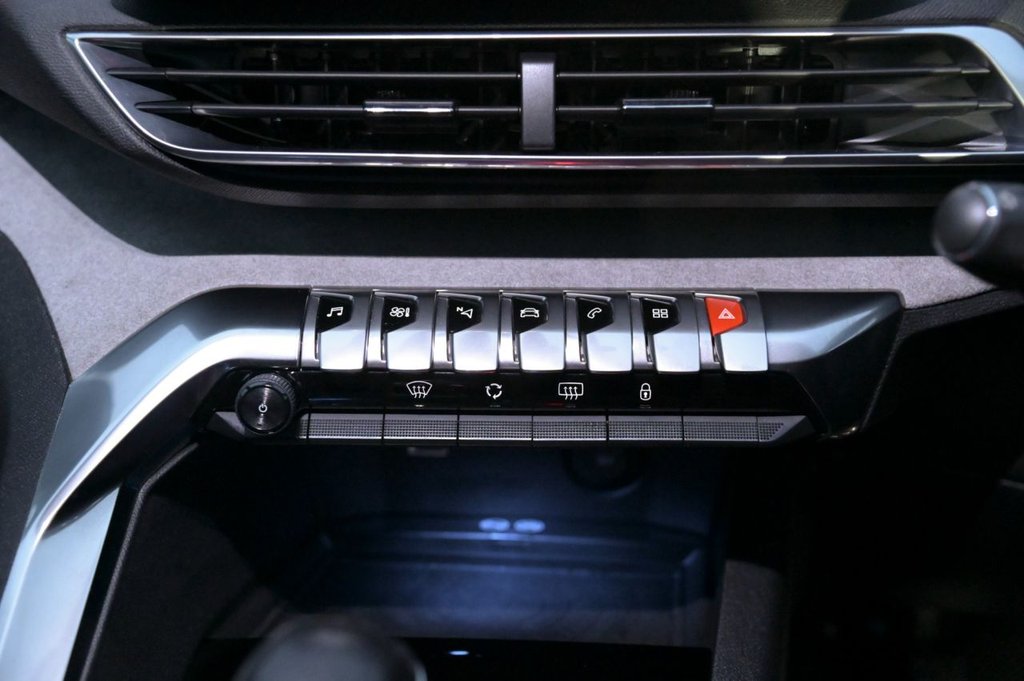 Used Peugeot 3008 2021 for sale - 76386277: Photo 18