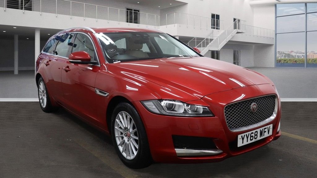Used Jaguar XF 2018 for sale - 76923830: Photo 1