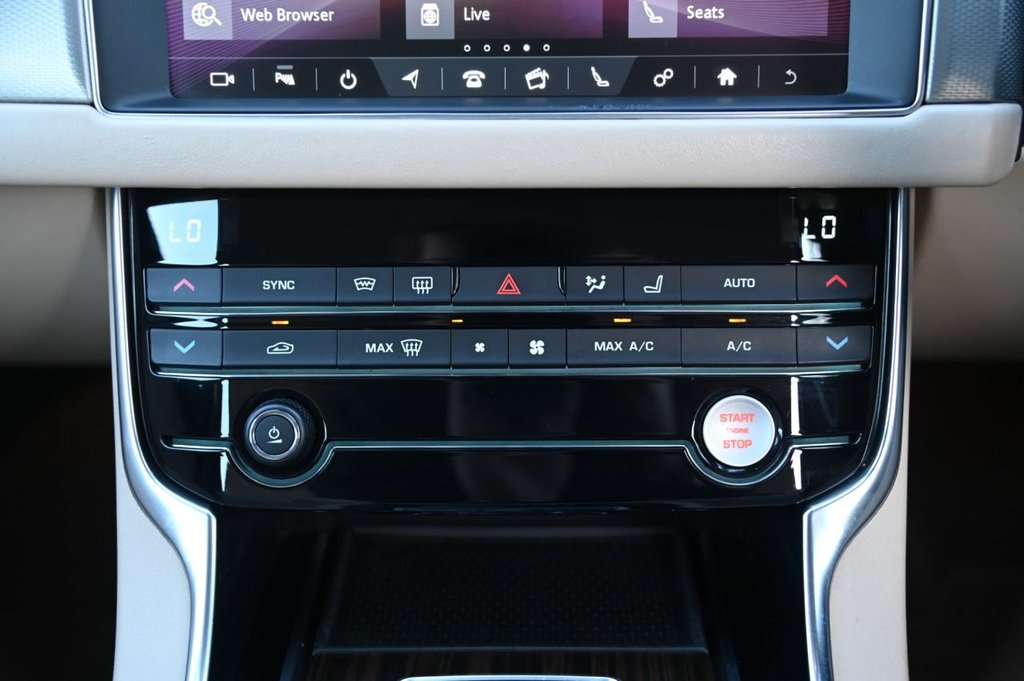 Used Jaguar XF 2018 for sale - 76923830: Photo 17