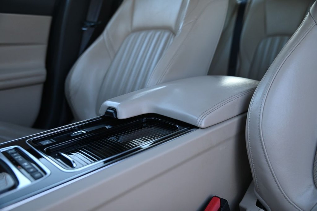 Used Jaguar XF 2018 for sale - 76923830: Photo 21