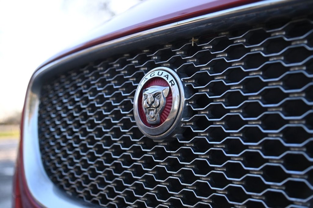 Used Jaguar XF 2018 for sale - 76923830: Photo 33