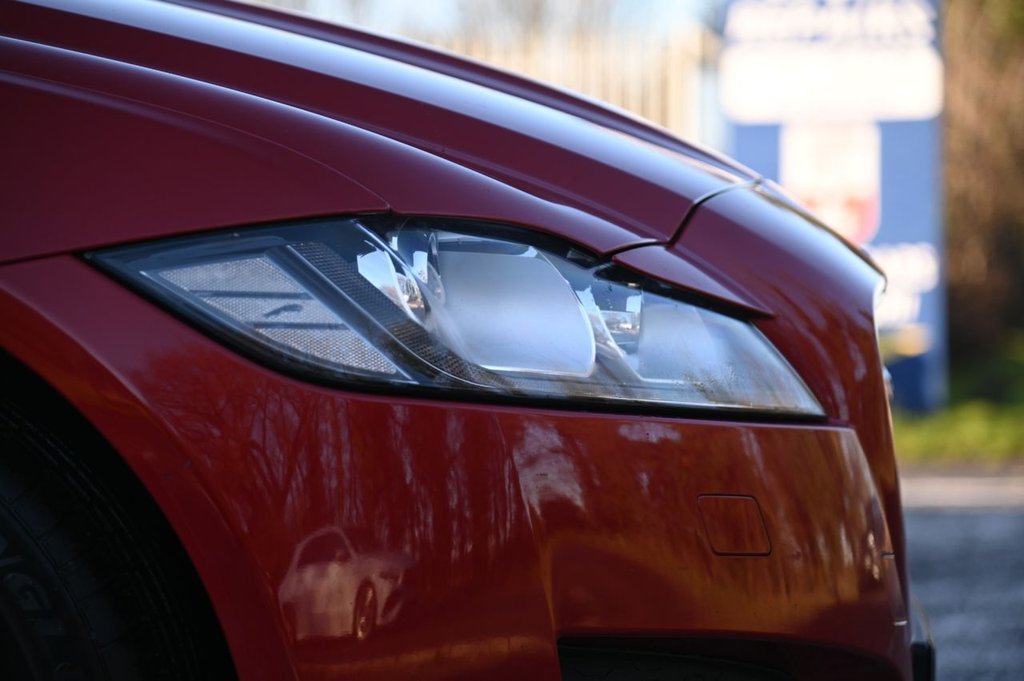 Used Jaguar XF 2018 for sale - 76923830: Photo 36