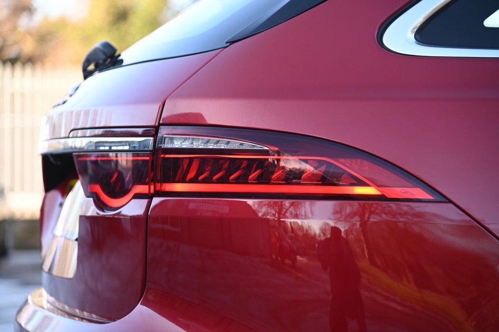 Used Jaguar XF 2018 for sale - 76923830: Photo 45