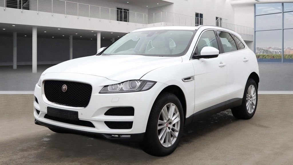 Used Jaguar F-Pace 2017 for sale - 76132899: Photo 4