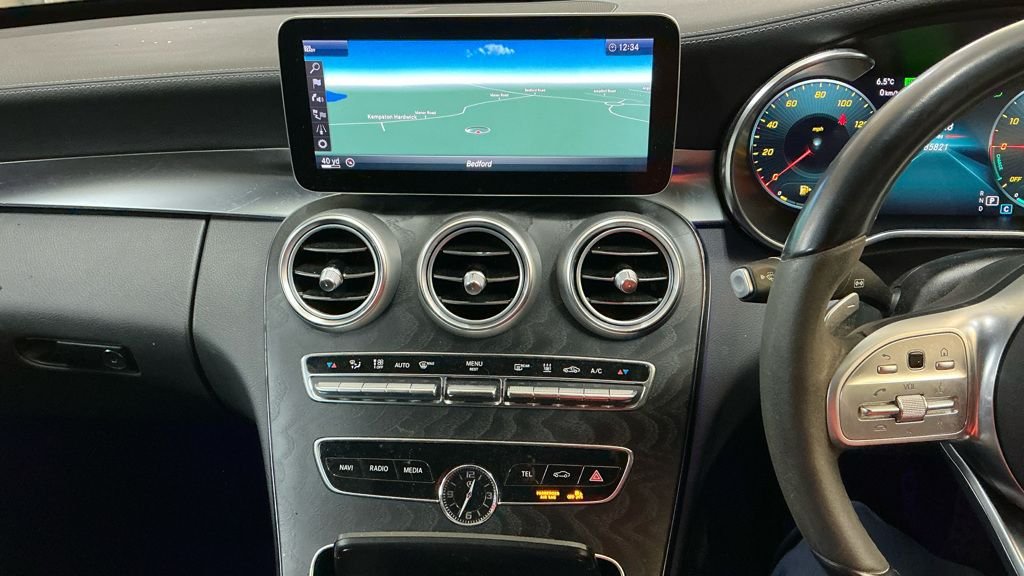 Used Mercedes-Benz C Class 2021 for sale - 76923815: Photo 9