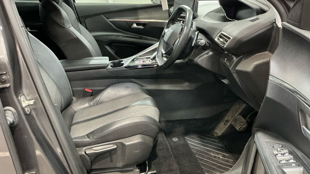 Used Peugeot 3008 2021 for sale - 76582731: Photo 5