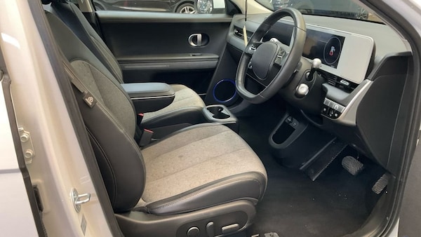 Used Hyundai IONIQ 5 2023 for sale - 76148214: Photo 5