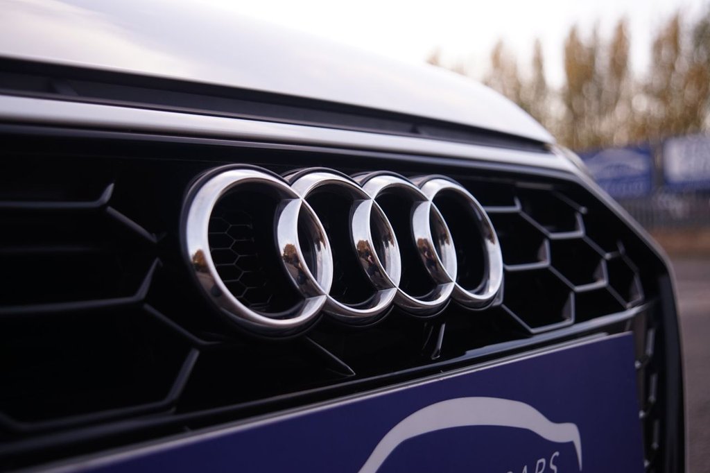 Used Audi A4 Avant 2020 for sale - 76132810: Photo 31