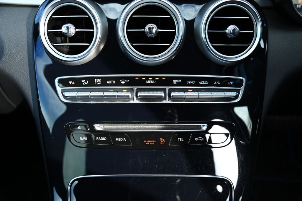 Used Mercedes-Benz C Class 2014 for sale - 76867309: Photo 17