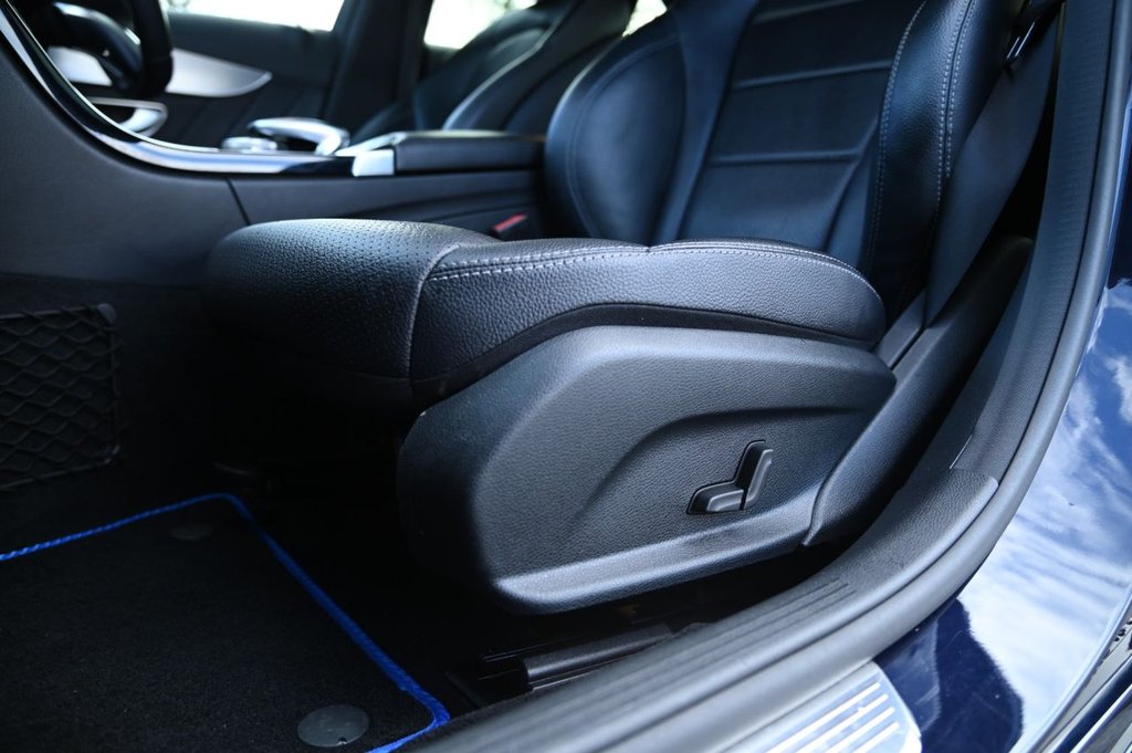 Used Mercedes-Benz C Class 2014 for sale - 76867309: Photo 23