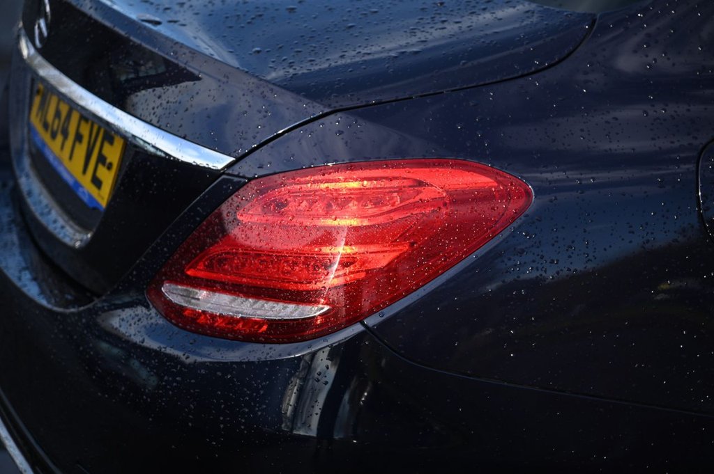 Used Mercedes-Benz C Class 2014 for sale - 76867309: Photo 40