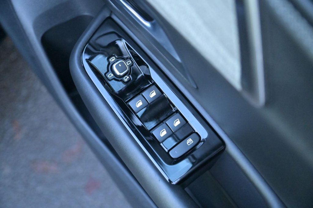 Used Citroen C5 X 2023 for sale - 76429876: Photo 28