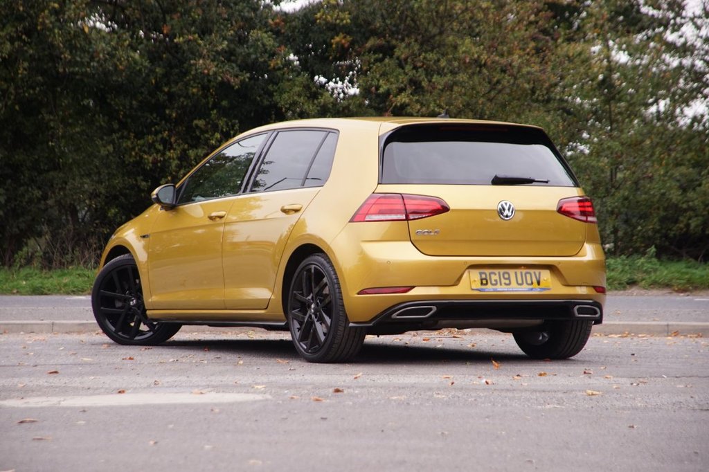 Used Volkswagen Golf 2019 for sale - 77327770: Photo 2