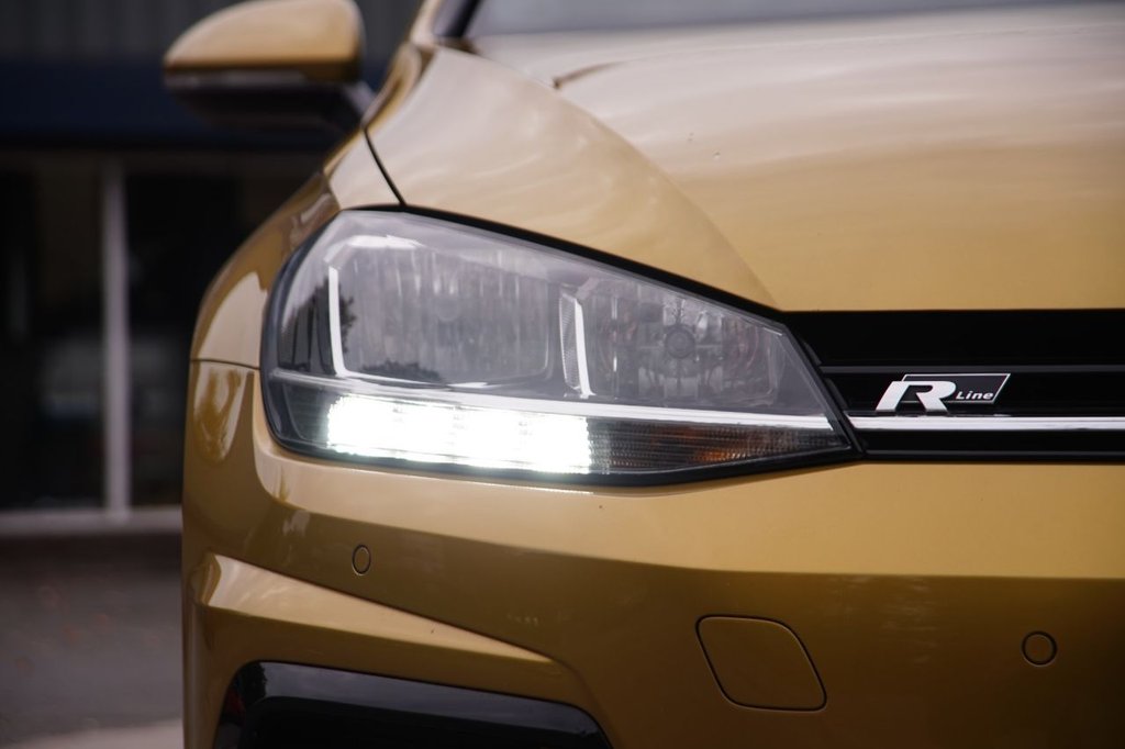 Used Volkswagen Golf 2019 for sale - 77327770: Photo 35