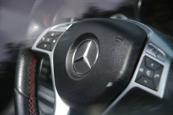 Used Mercedes-Benz SLK 2013 for sale - 75320472: Photo 8