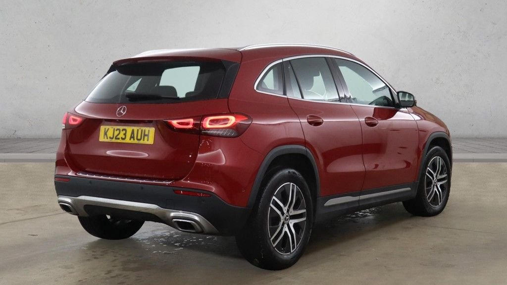 Used Mercedes-Benz GLA 2023 for sale - 76617762: Photo 2