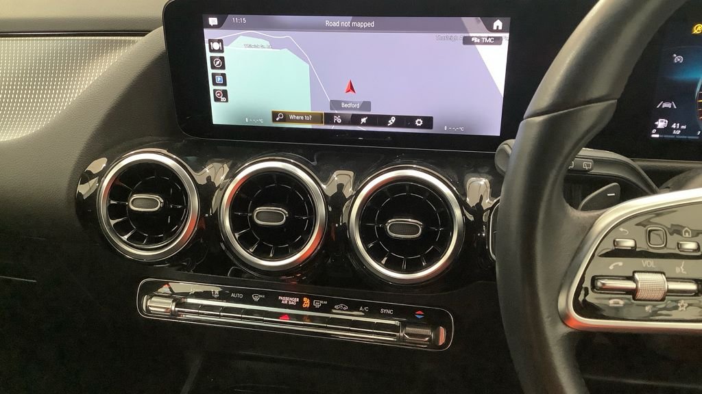 Used Mercedes-Benz GLA 2023 for sale - 76617762: Photo 9