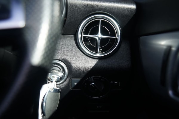 Used Mercedes-Benz SLC 2016 for sale - 76266842: Photo 15