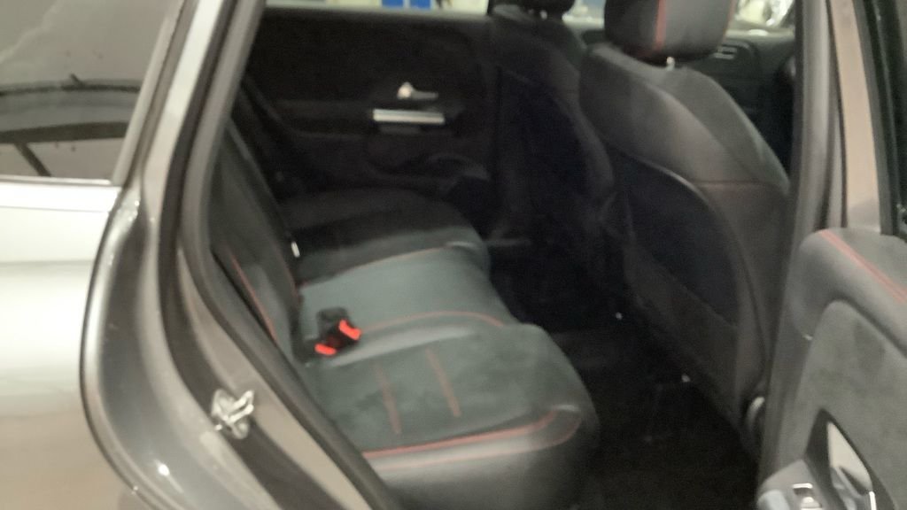 Used Mercedes-Benz B Class 2023 for sale - 76417512: Photo 6