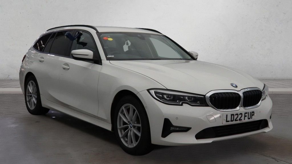 Used BMW 3 Series 2022 for sale - 76632117: Photo 1