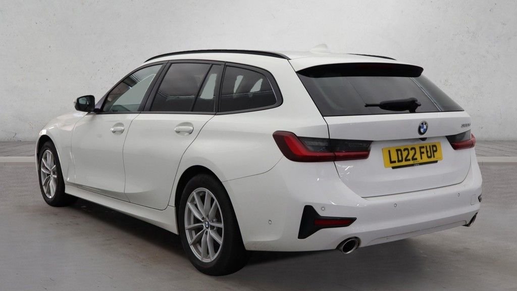 Used BMW 3 Series 2022 for sale - 76632117: Photo 3