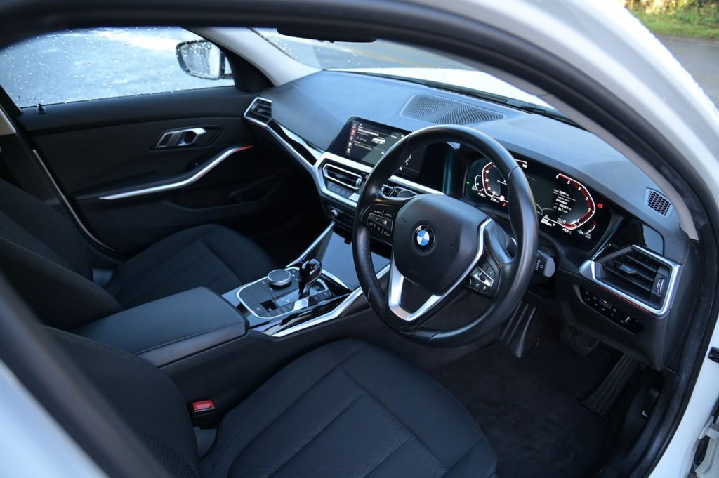 Used BMW 3 Series 2022 for sale - 76632117: Photo 30