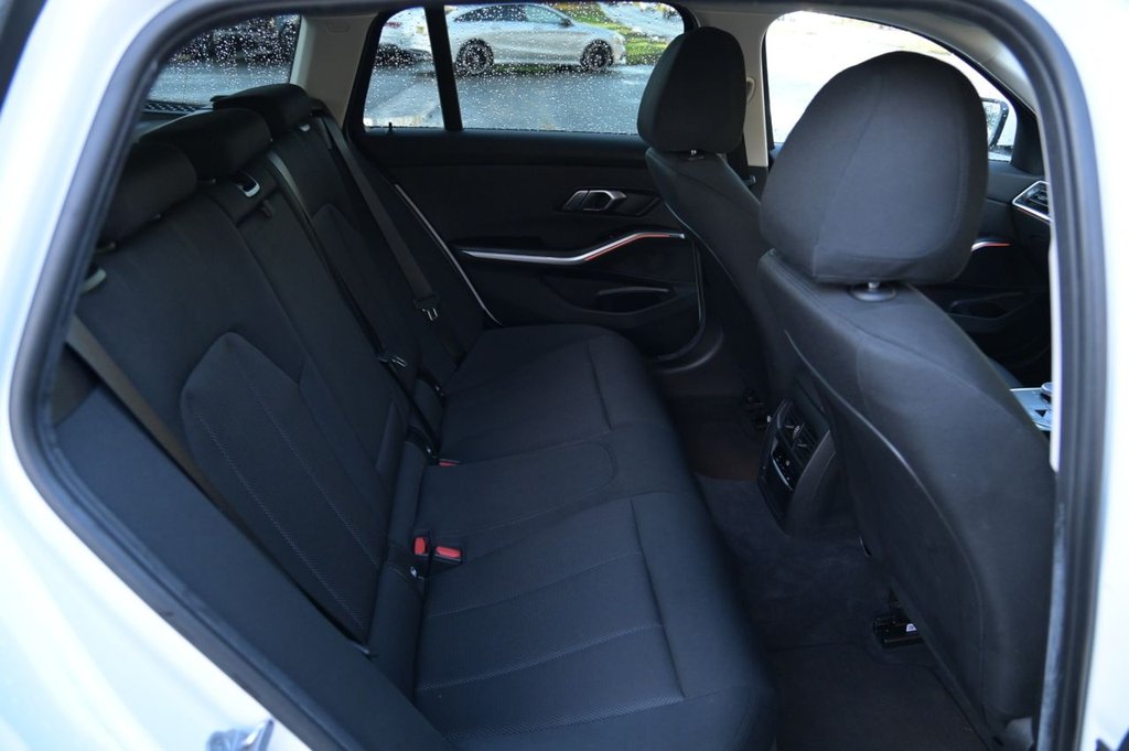 Used BMW 3 Series 2022 for sale - 76632117: Photo 32