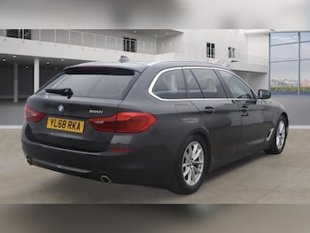 Used BMW 5 Series 2018 for sale - 77356290: Photo