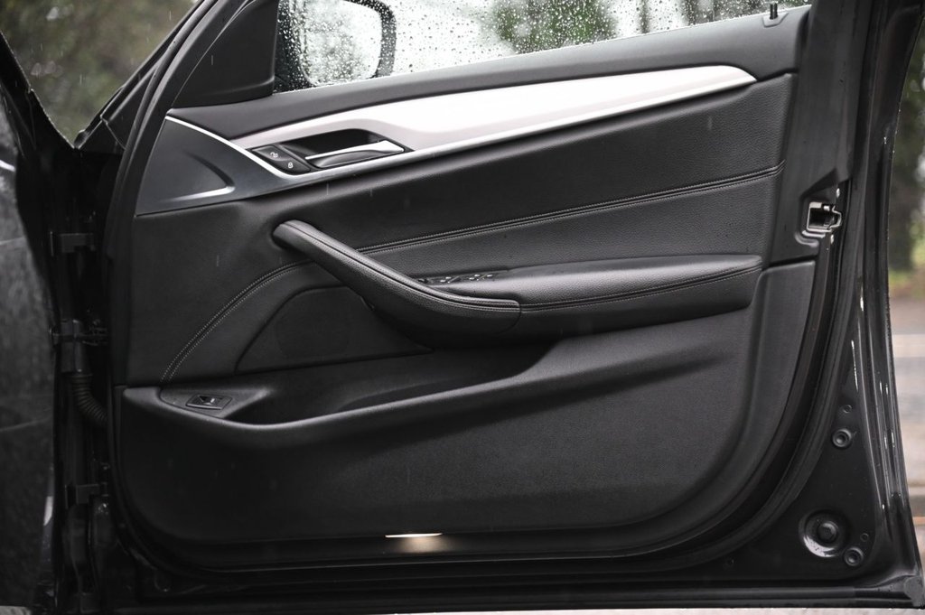 Used BMW 5 Series 2018 for sale - 77356290: Photo 30