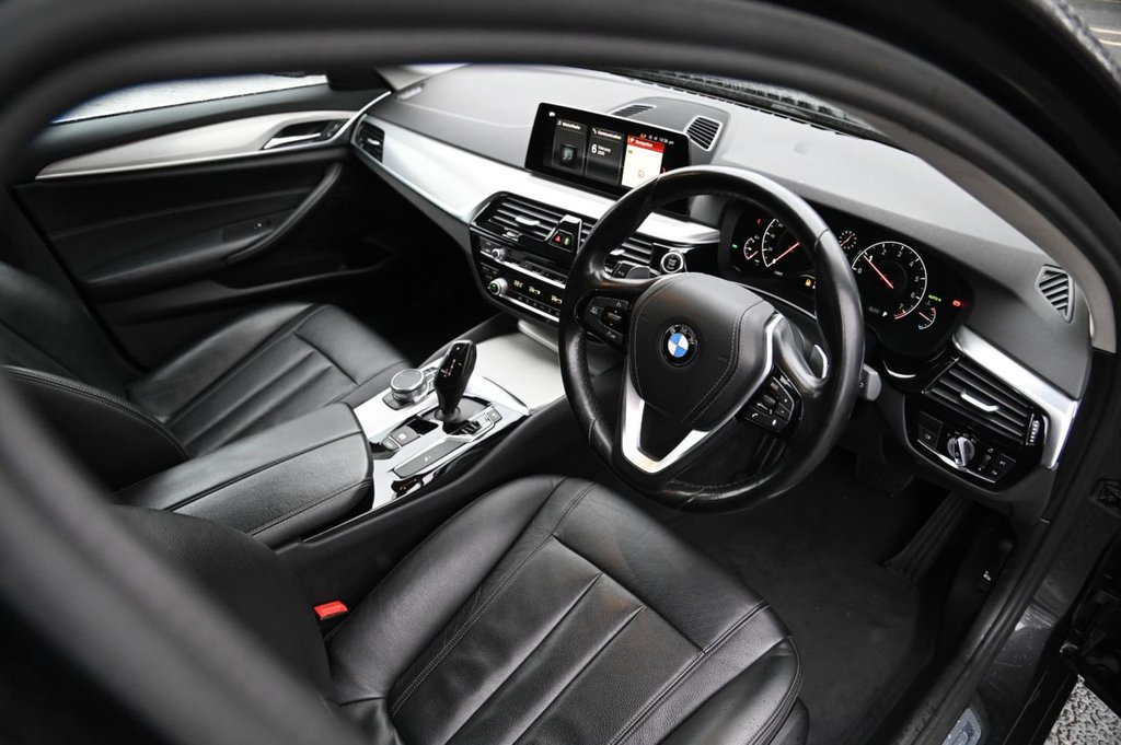 Used BMW 5 Series 2018 for sale - 77356290: Photo 31