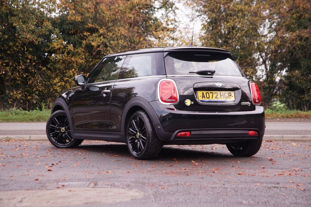Used MINI Hatch 2022 for sale - 76724164: Photo 2