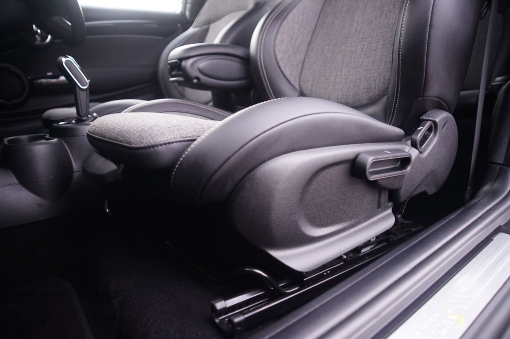 Used MINI Hatch 2022 for sale - 76724164: Photo 24