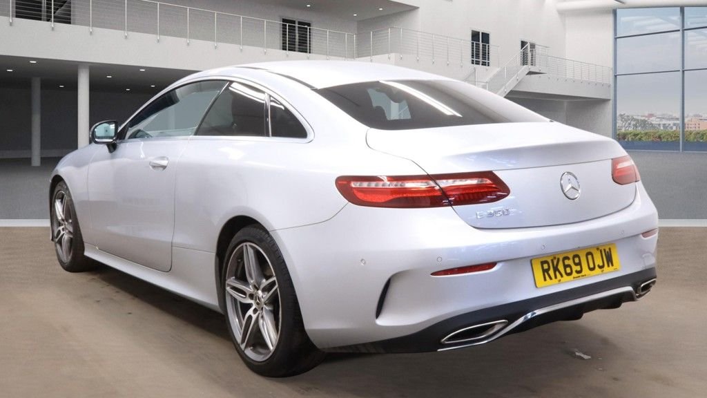 Used Mercedes-Benz E Class 2019 for sale - 78017330: Photo 3