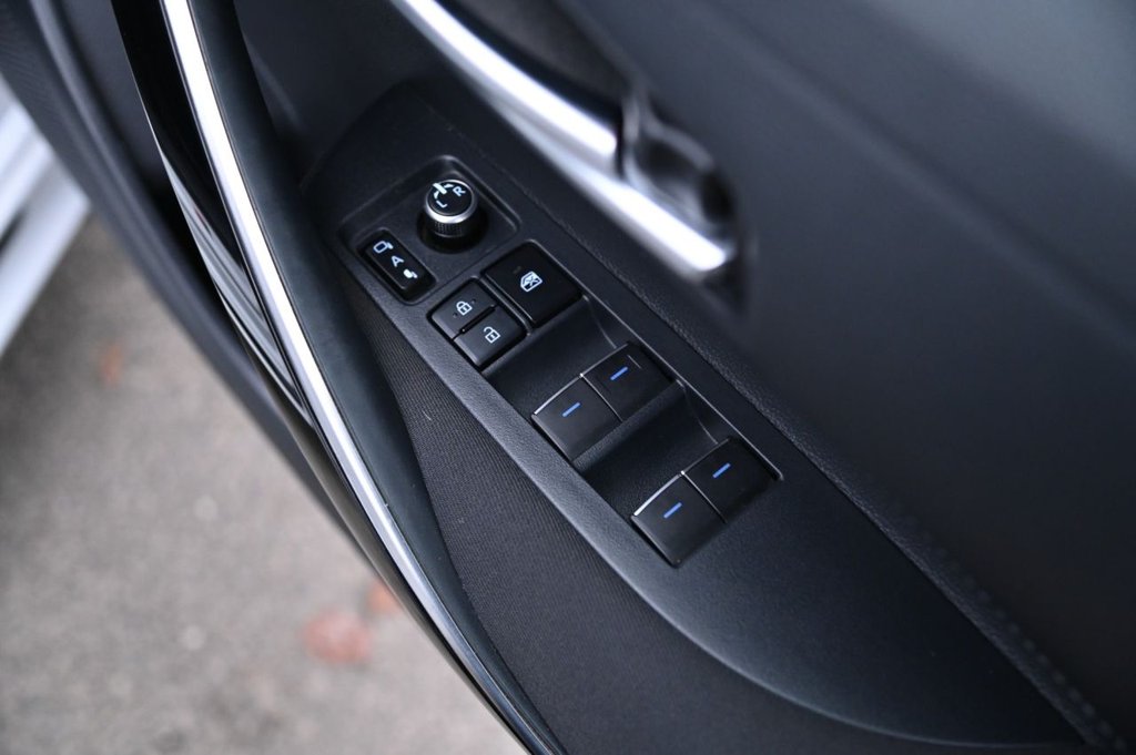 Used Toyota Corolla 2020 for sale - 77498724: Photo 30