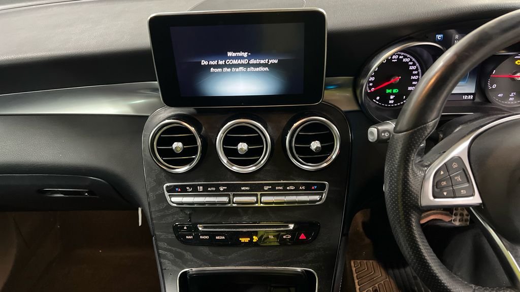 Used Mercedes-Benz GLC 2019 for sale - 77276121: Photo 10