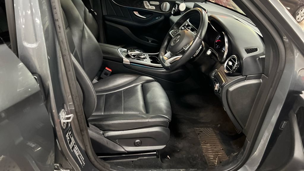 Used Mercedes-Benz GLC 2019 for sale - 77276121: Photo 7