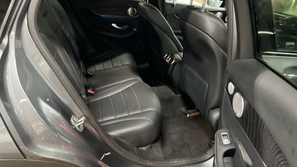 Used Mercedes-Benz GLC 2019 for sale - 77276121: Photo 8