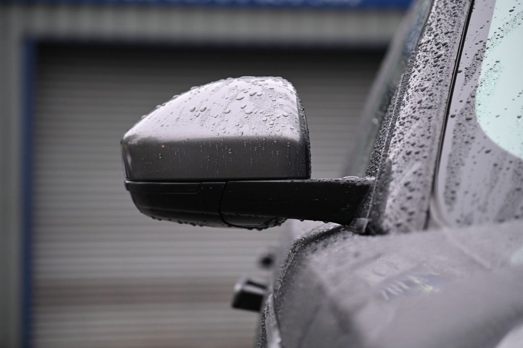 Used Land Rover Range Rover Velar 2017 for sale - 77153578: Photo 46