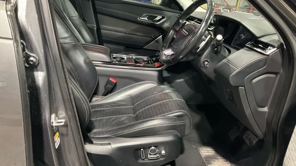 Used Land Rover Range Rover Velar 2017 for sale - 77153578: Photo 7