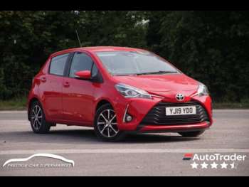 2019 (19) - 1.5 VVT-i Icon Tech Hatchback 5dr Petrol Manual Euro 6 (111 ps)