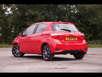 Used Toyota Yaris 2019 for sale - 74974528: Photo