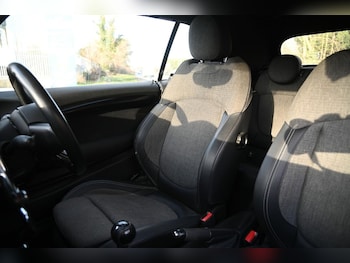 Used MINI Convertible 2016 for sale - 77096383: Photo