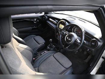 Used MINI Convertible 2016 for sale - 77096383: Photo