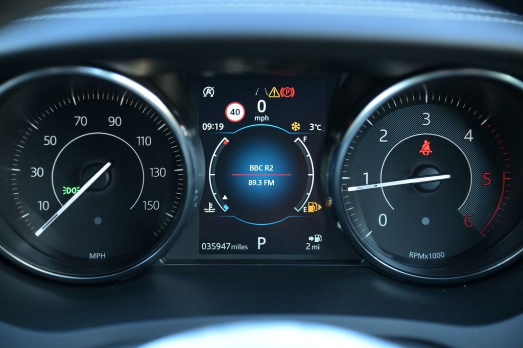 Used Jaguar E-Pace 2019 for sale - 76429841: Photo 15