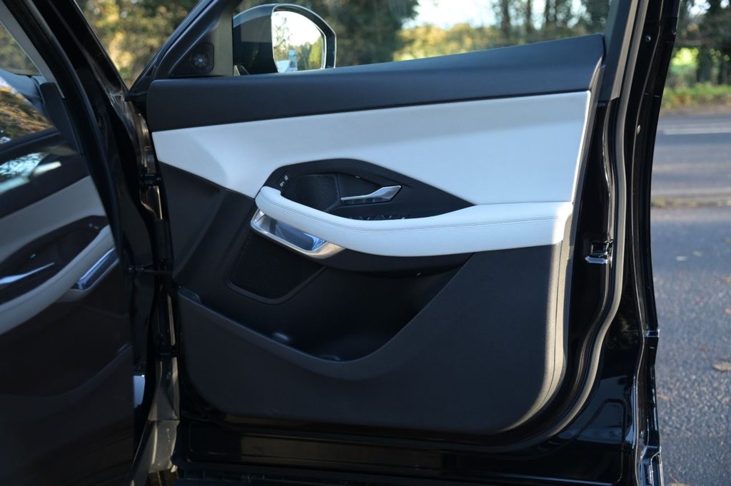 Used Jaguar E-Pace 2019 for sale - 76429841: Photo 28