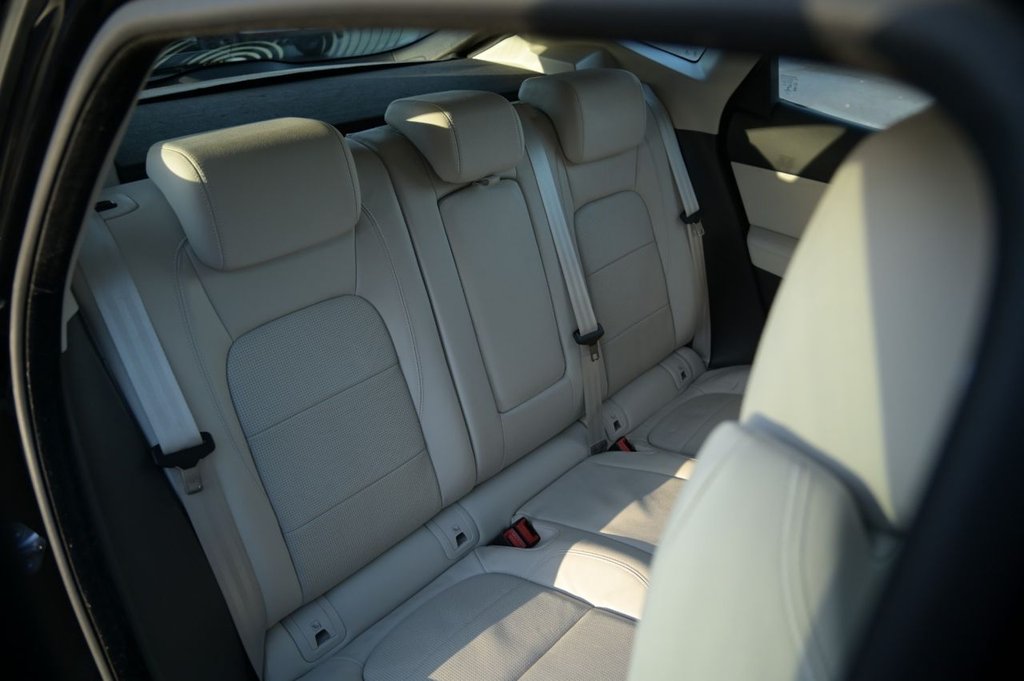 Used Jaguar E-Pace 2019 for sale - 76429841: Photo 32