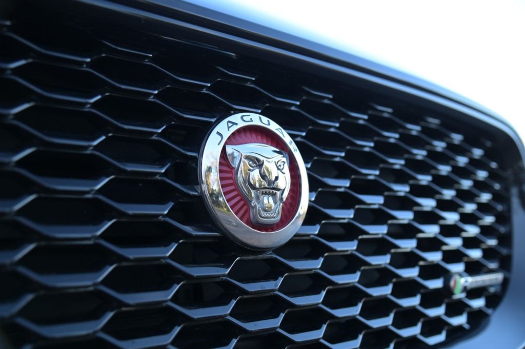 Used Jaguar E-Pace 2019 for sale - 76429841: Photo 35