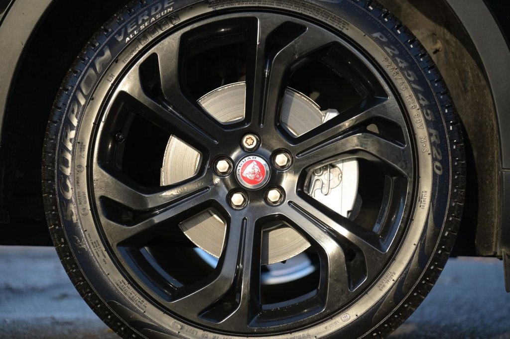 Used Jaguar E-Pace 2019 for sale - 76429841: Photo 40