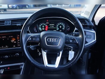 Used Audi Q3 2019 for sale - 76132928: Photo 4
